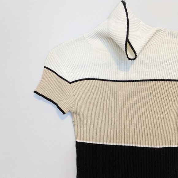 Work Sweater - Picture 2 of 4